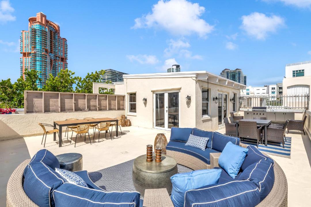 Photo of Patio Balcony in South of Fifth