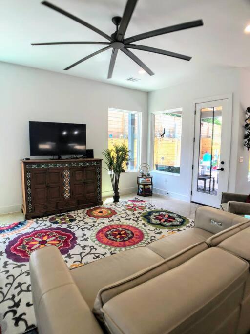Photo of Livingroom in Austin