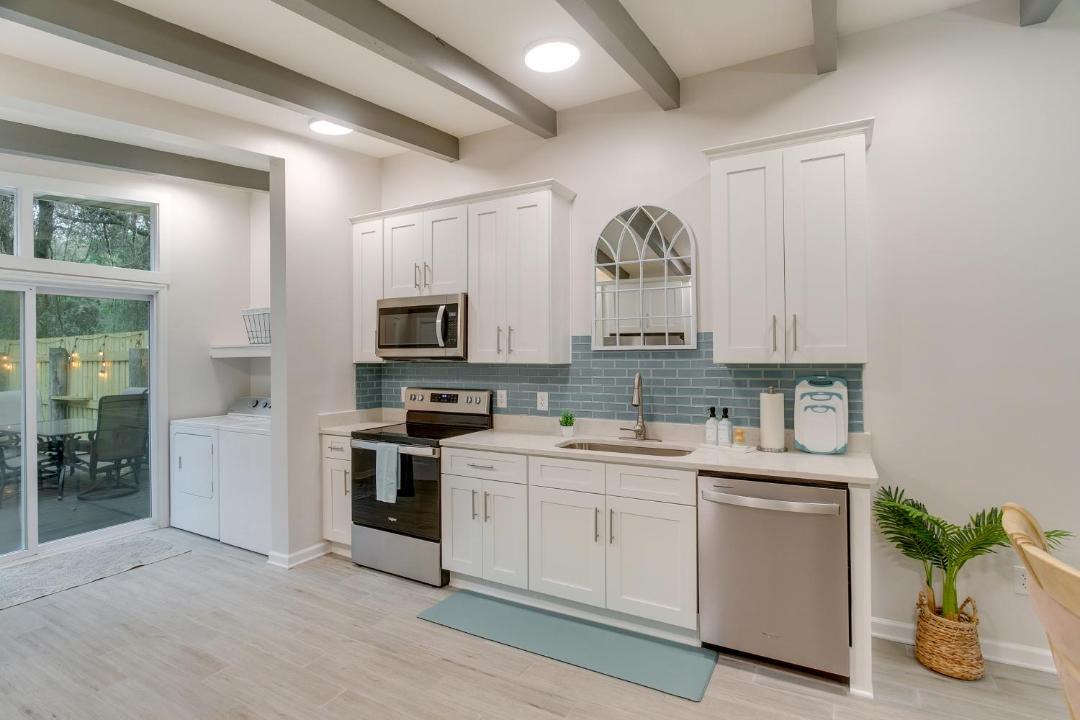 Photo of Kitchen in Jekyll Island