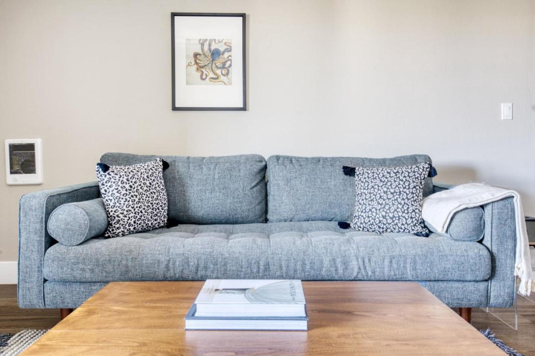 Photo of Livingroom in Foster City