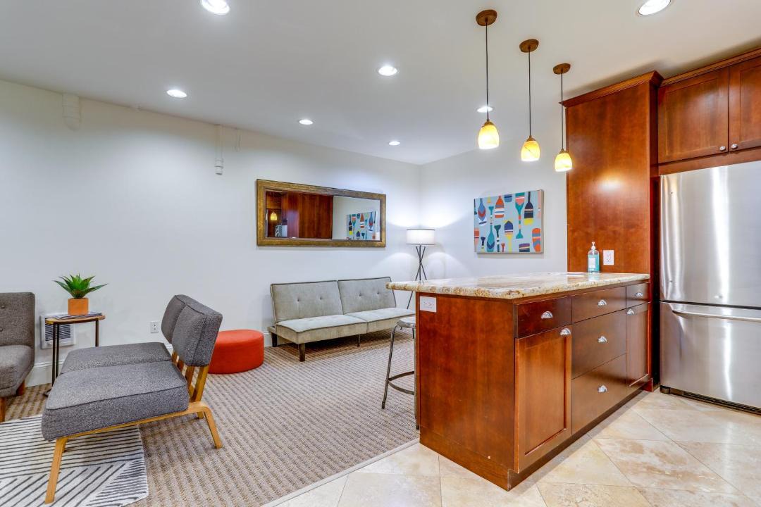 Photo of Livingroom in Belltown