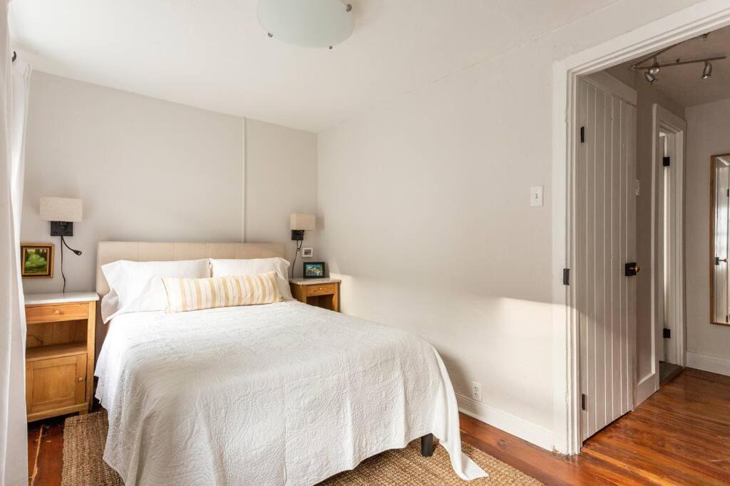 Photo of Bedroom in Manayunk