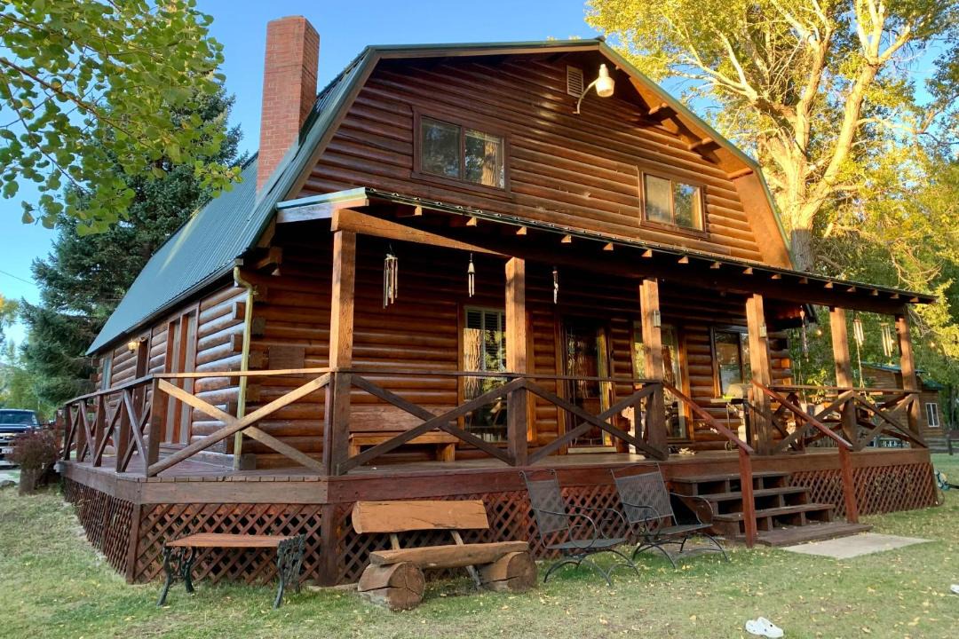 Photo of Buildings in South Fork