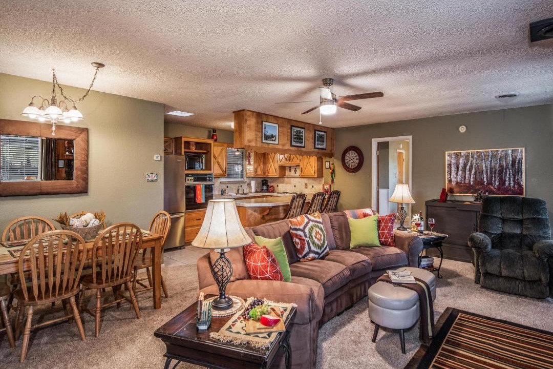 Photo of Livingroom in Ruidoso