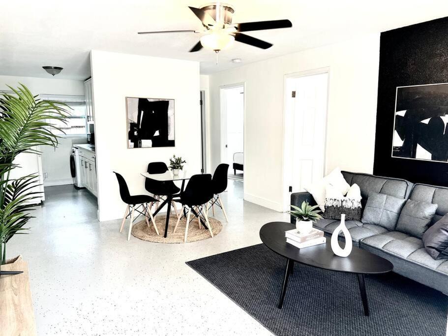 Photo of Livingroom in Riverside Park