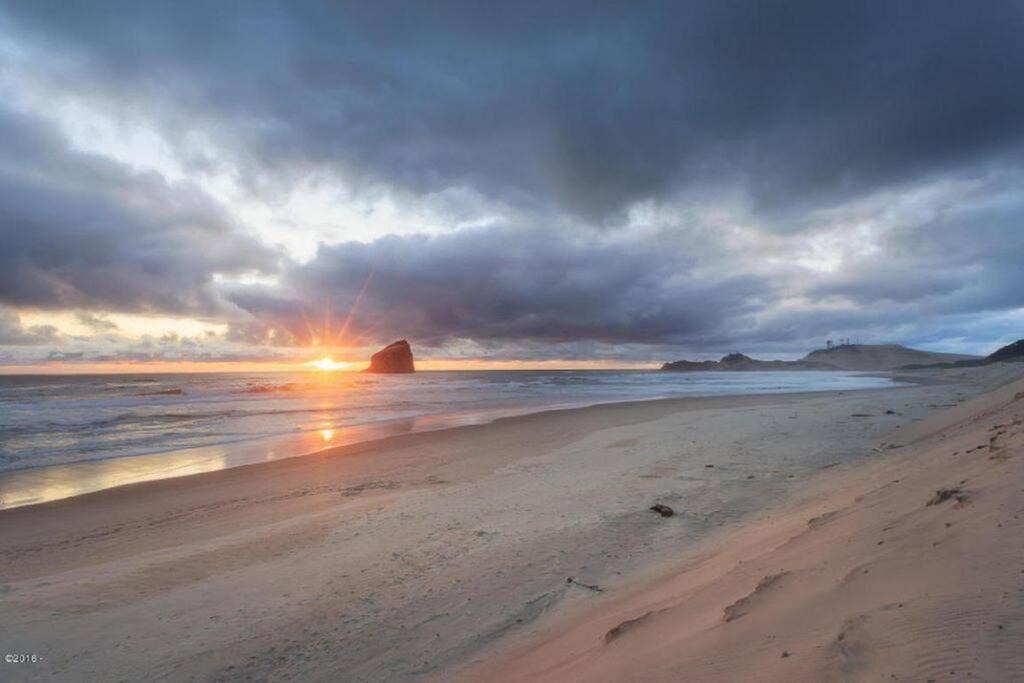 Photo of Others in Kiwanda Shores