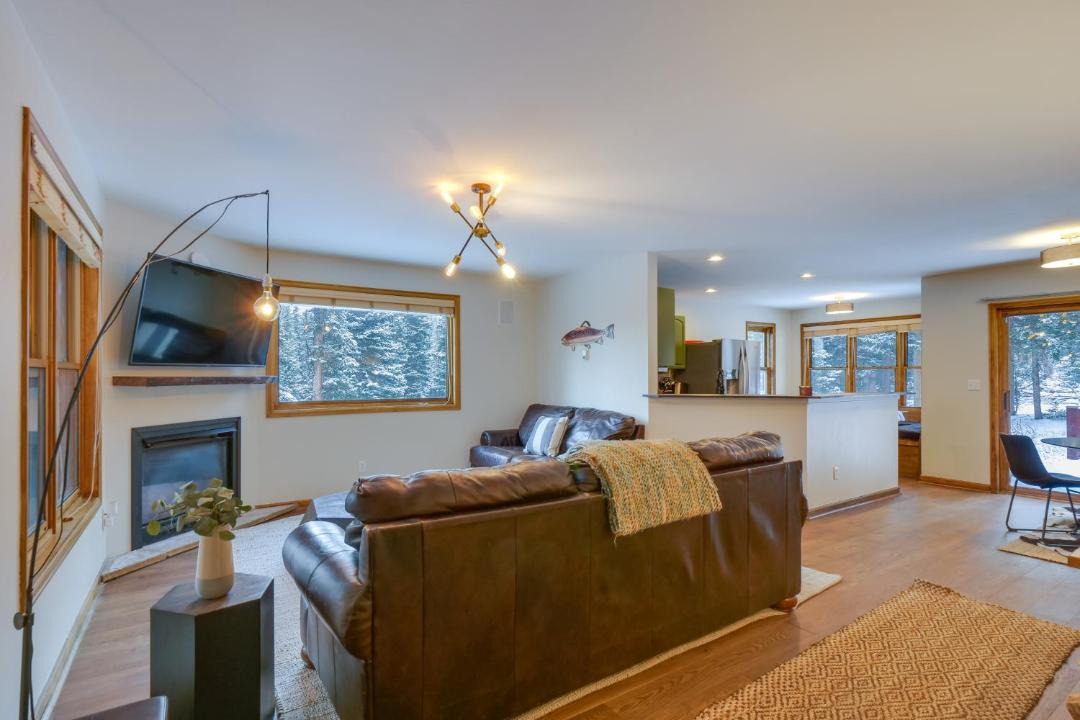 Photo of Livingroom in Quandary Village