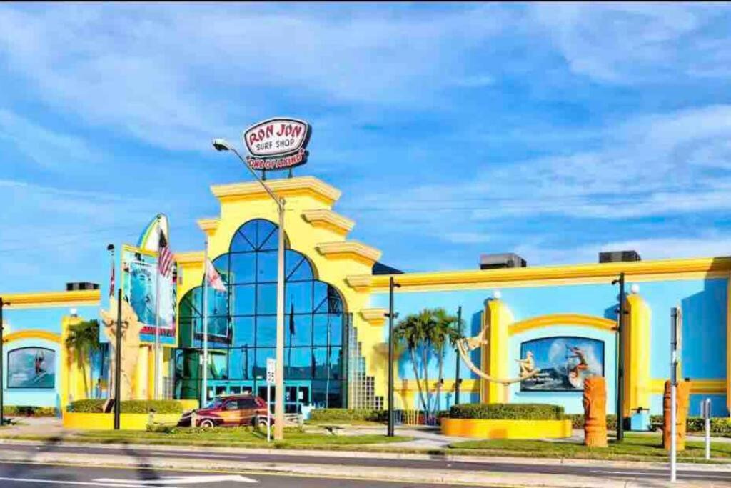 Photo of Buildings in Cocoa Isles