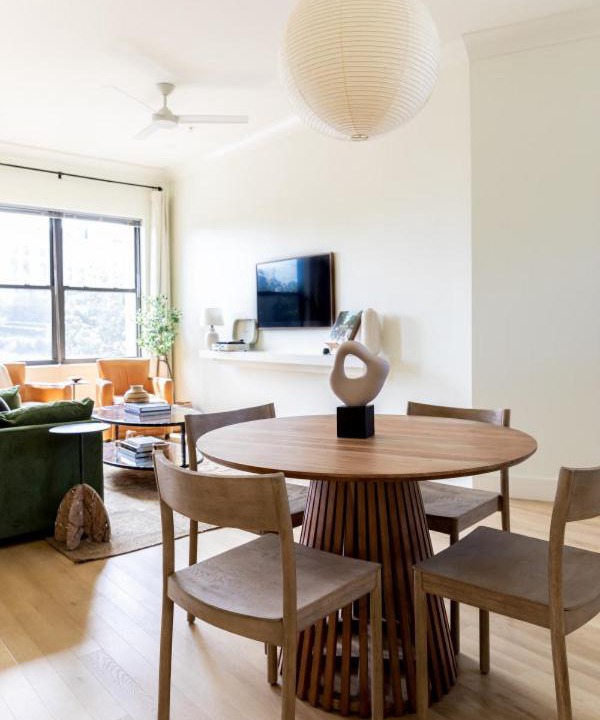 Photo of Livingroom in Hillsboro Village