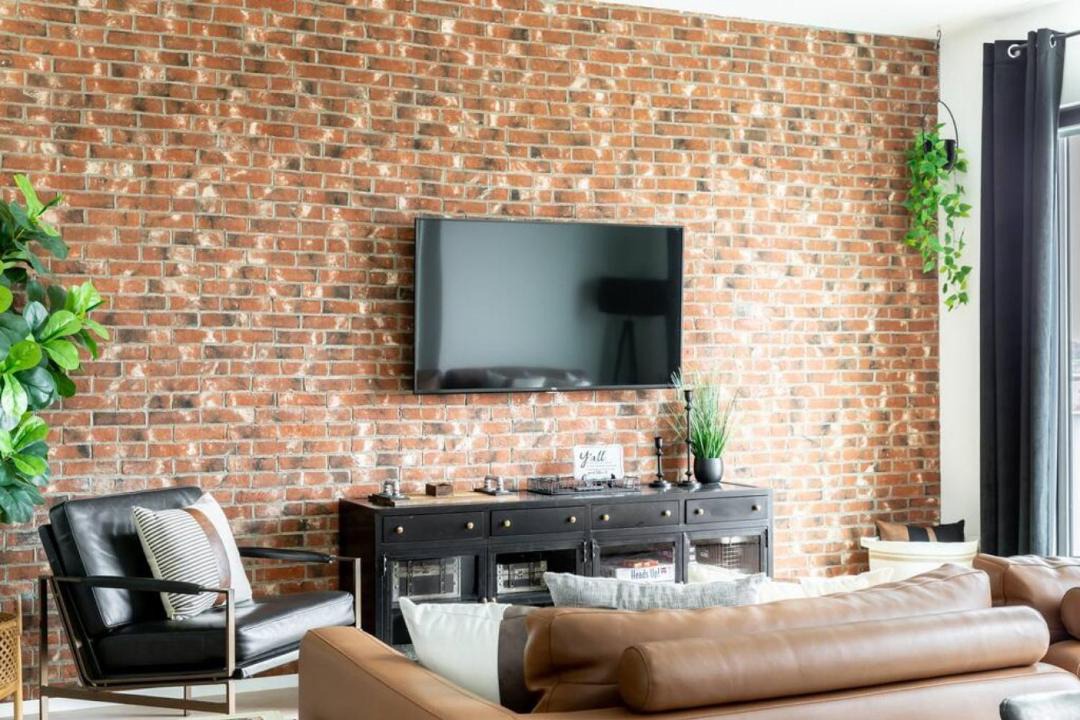 Photo of Livingroom in North Capitol