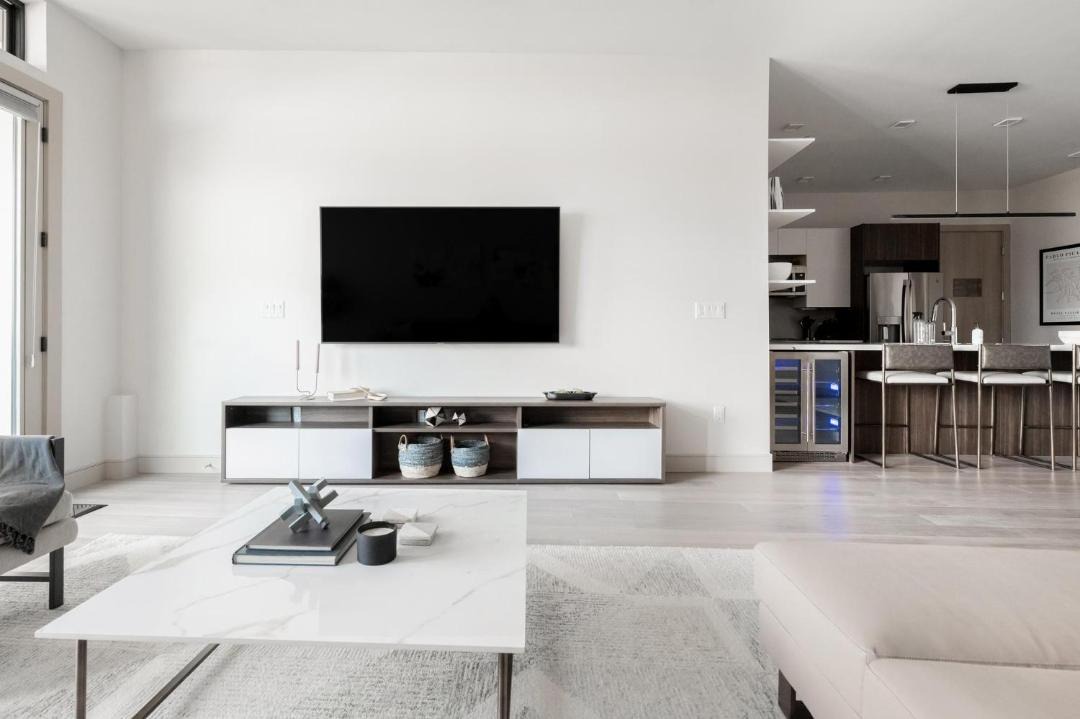 Photo of Livingroom in Jefferson Park