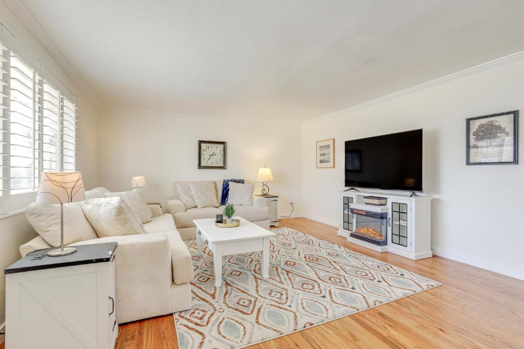 Photo of Livingroom in Arvada