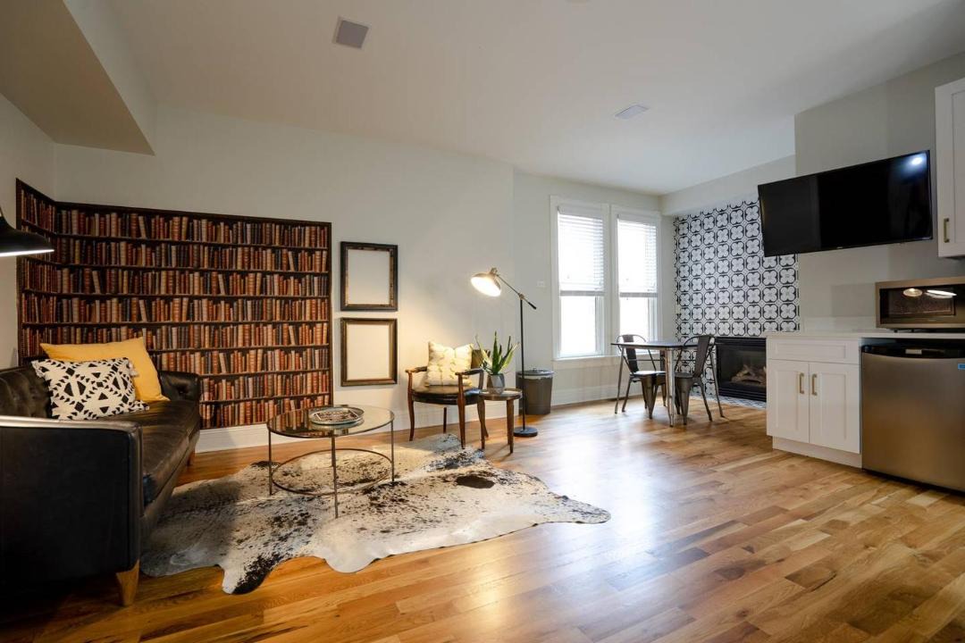 Photo of Livingroom in Five Points