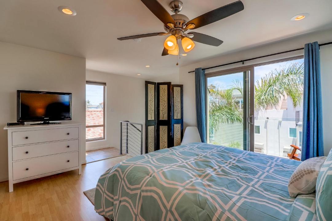 Photo of Bedroom in Mission Beach