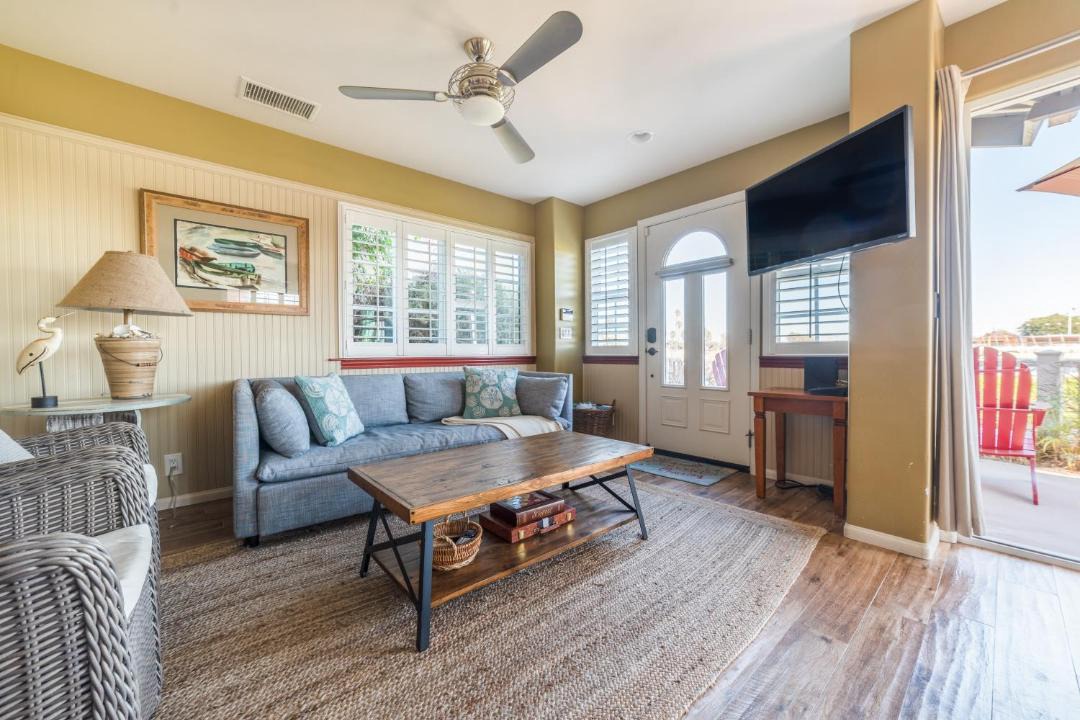 Photo of Livingroom in Mission Beach