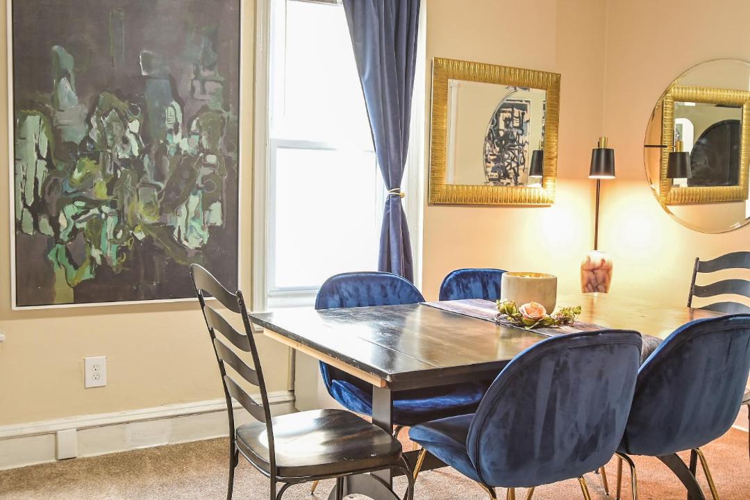 Photo of Livingroom in Germantown