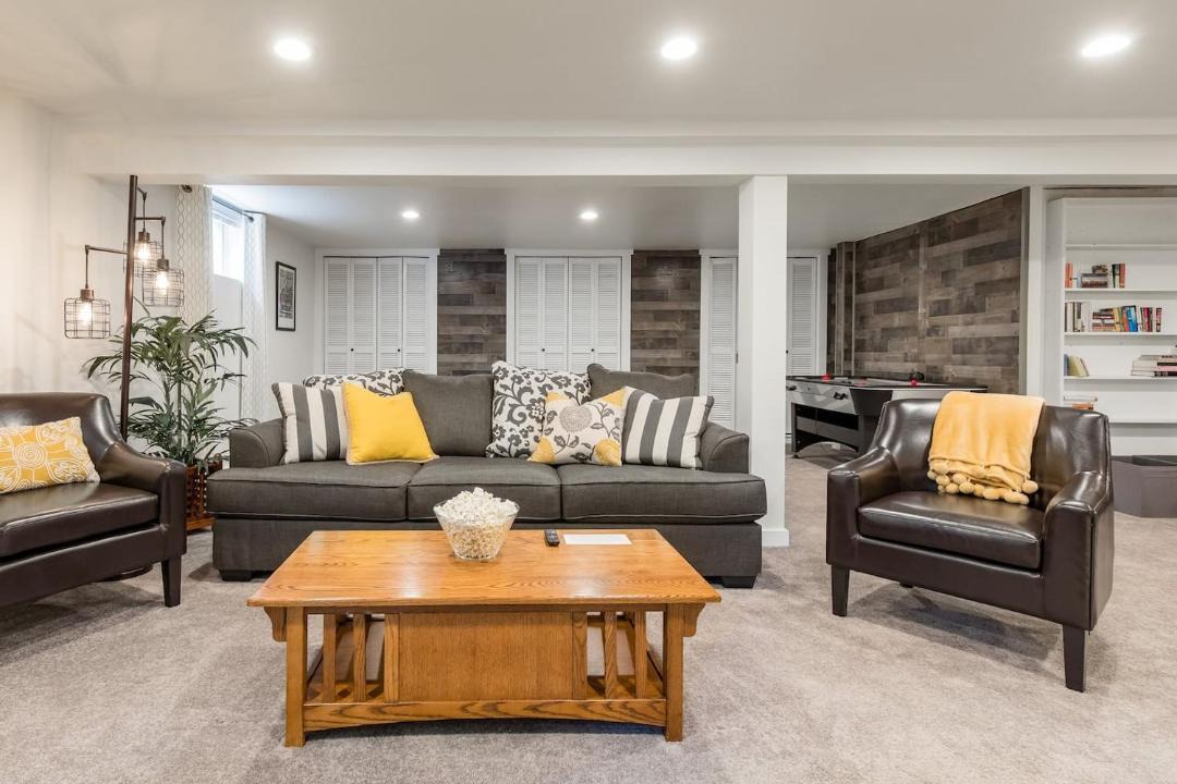 Photo of Livingroom in Mill Creek