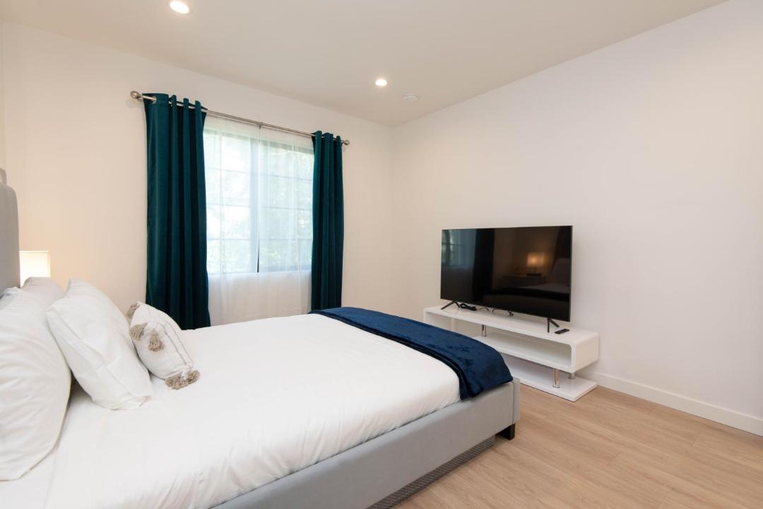 Photo of Bedroom in Burbank