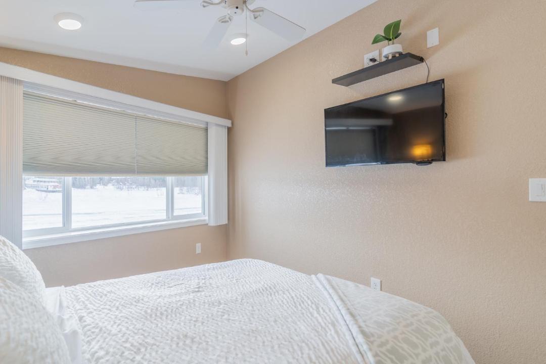 Photo of Bedroom in College
