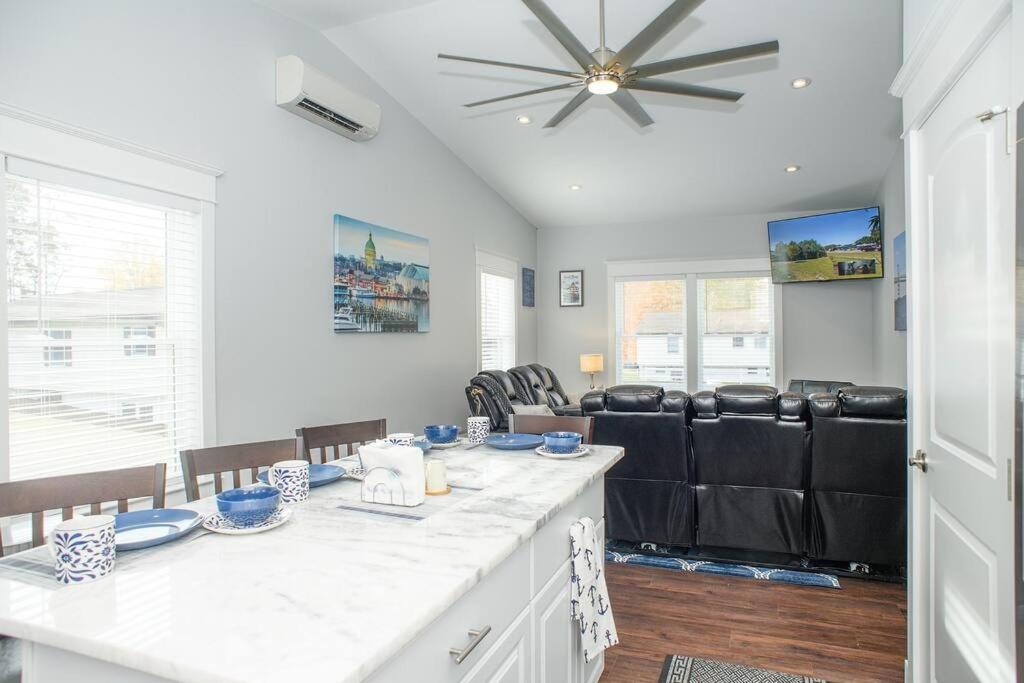 Photo of Others in Hillsmere Shores