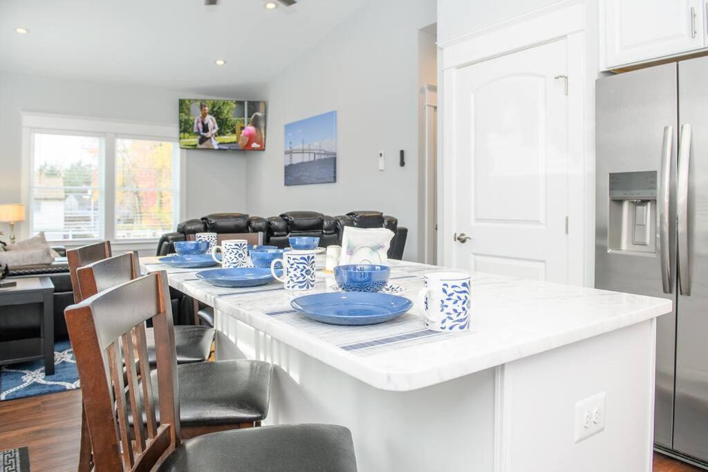 Photo of Kitchen in Hillsmere Shores