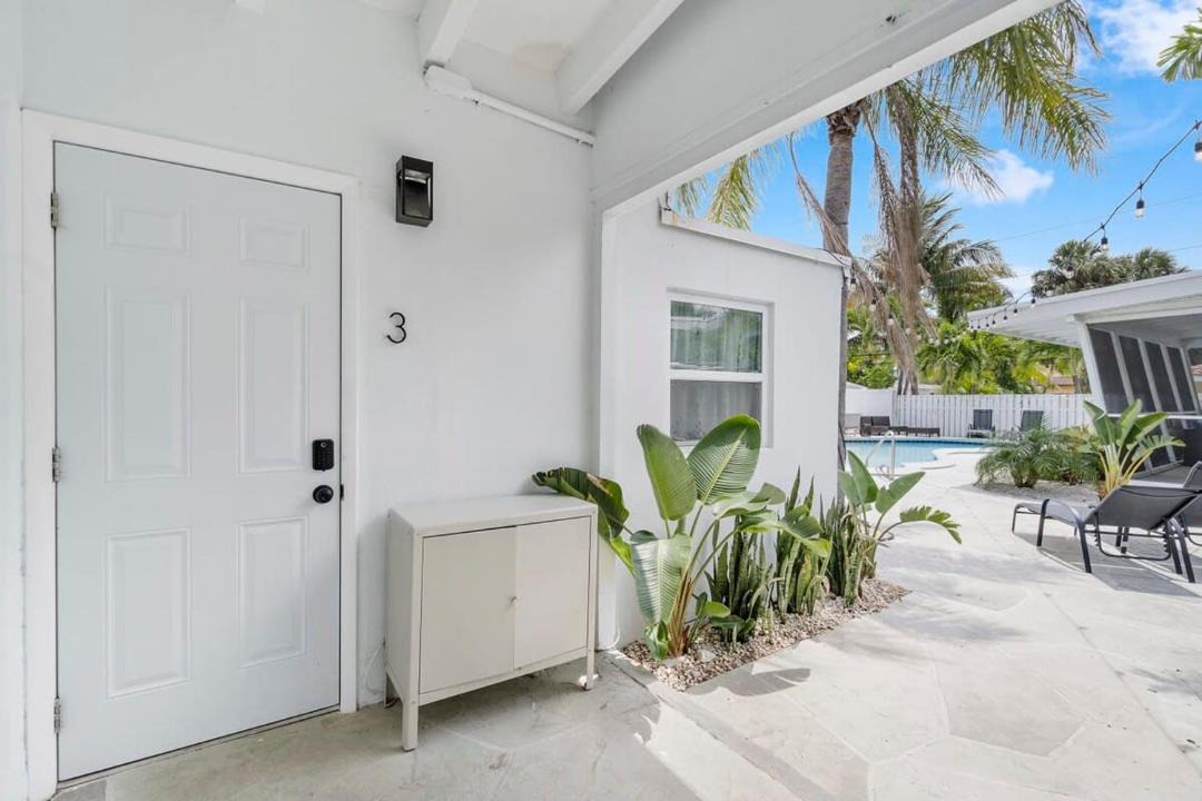 Photo of Others in Dolphin Isles