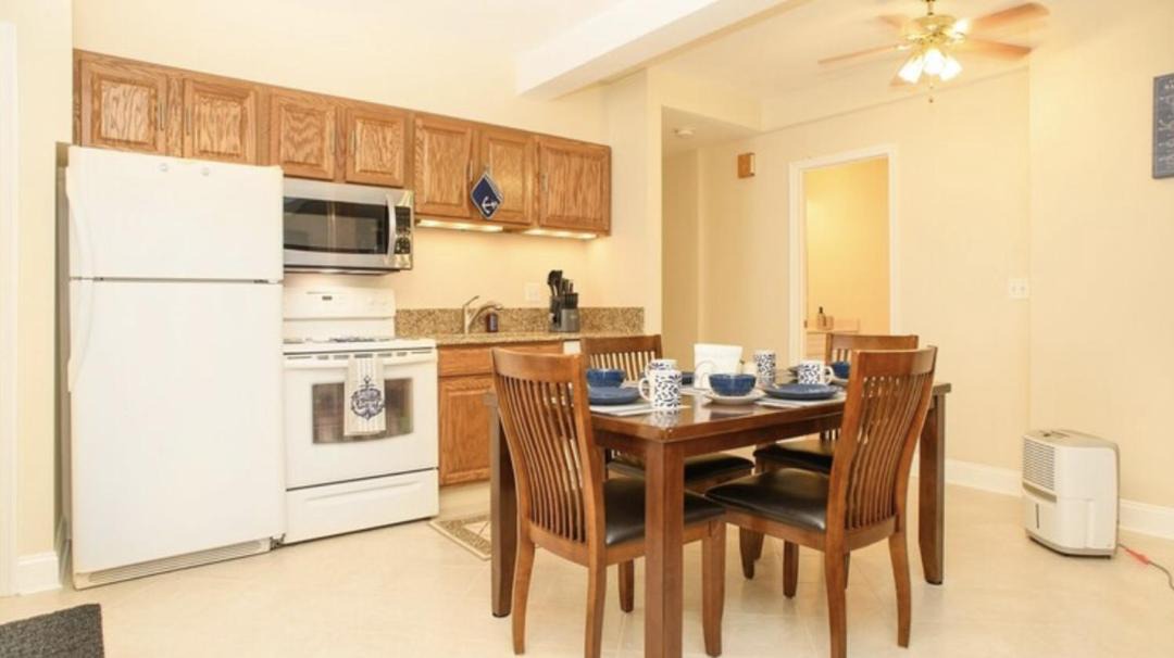 Photo of Others in Hillsmere Shores