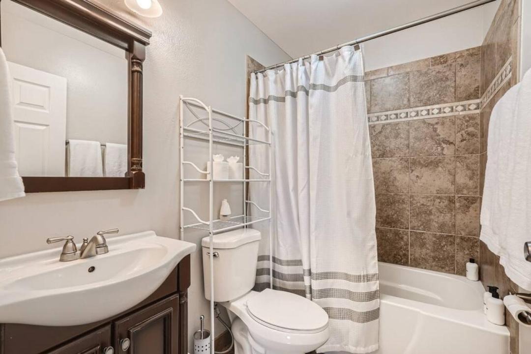 Photo of Bathroom in Walnut Grove