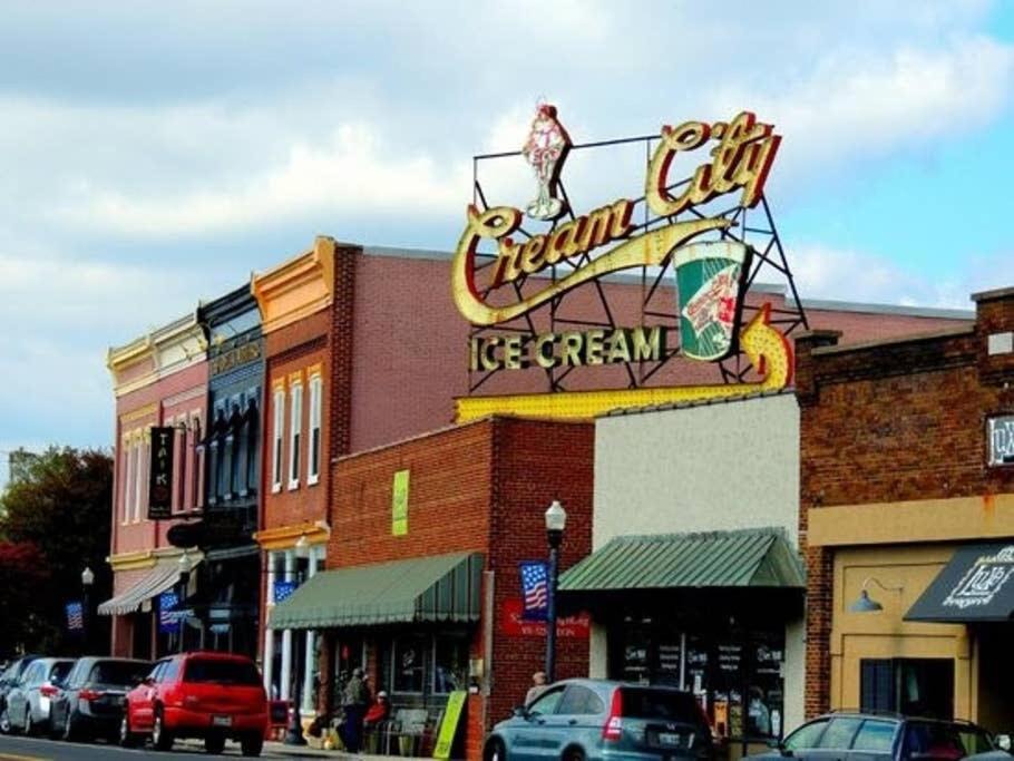 Photo of Others in Baxter