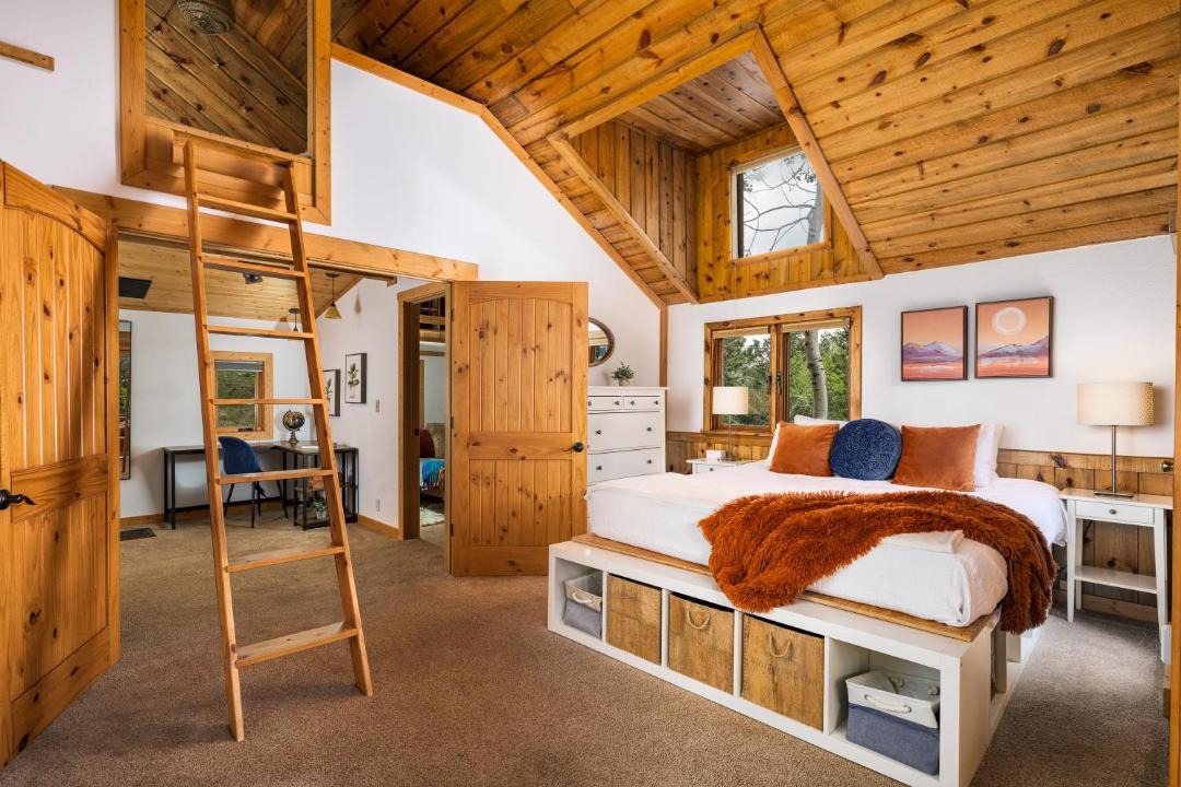 Photo of Bedroom in Evergreen
