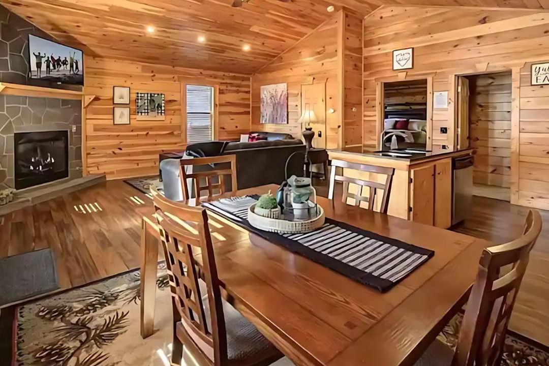 Photo of Others in White Oak Lodge