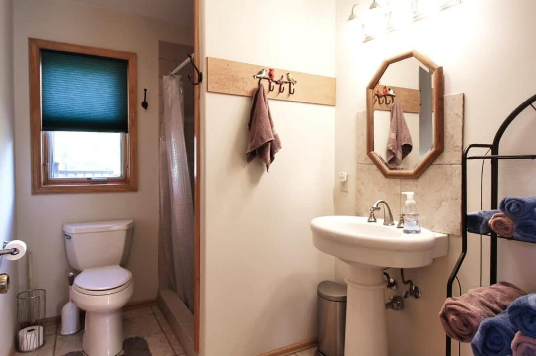 Photo of Bathroom in Twin Lakes
