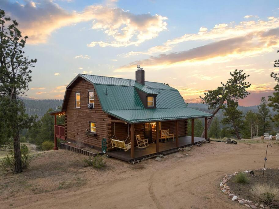 Photo of Buildings in Divide