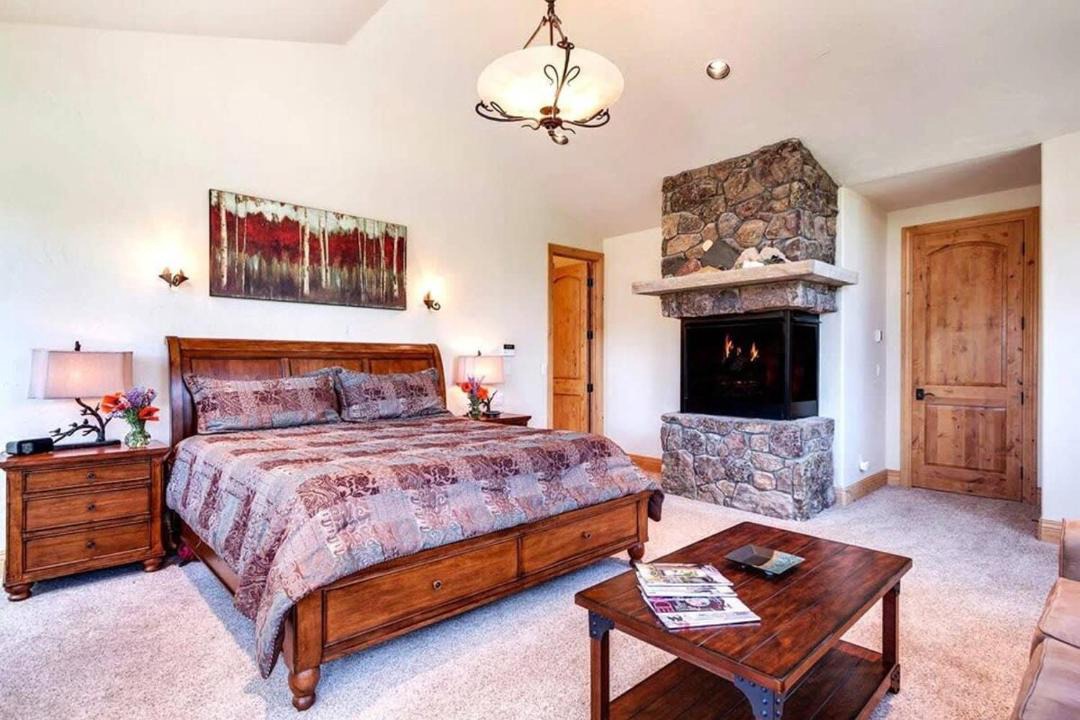 Photo of Bedroom in Warrior's Mark West