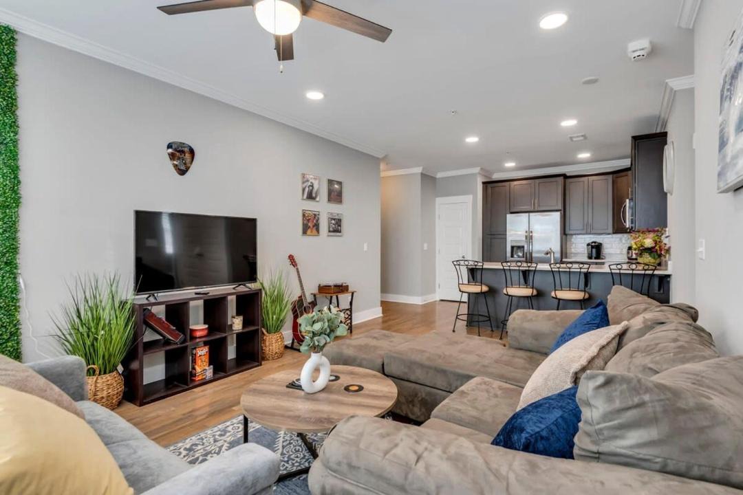 Photo of Livingroom in The Nations