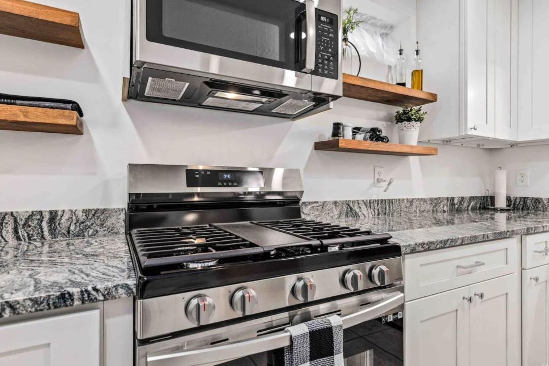 Photo of Kitchen in Edgewater
