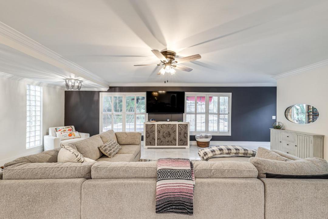 Photo of Livingroom in Lighthouse Point