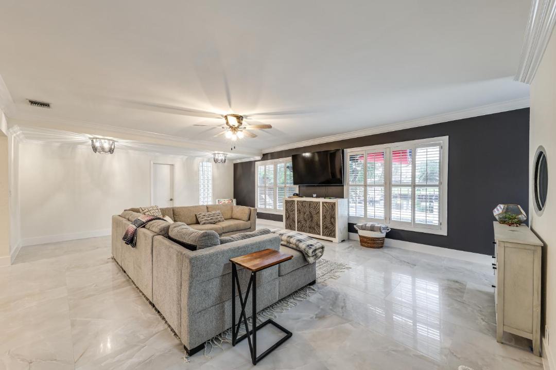Photo of Livingroom in Lighthouse Point