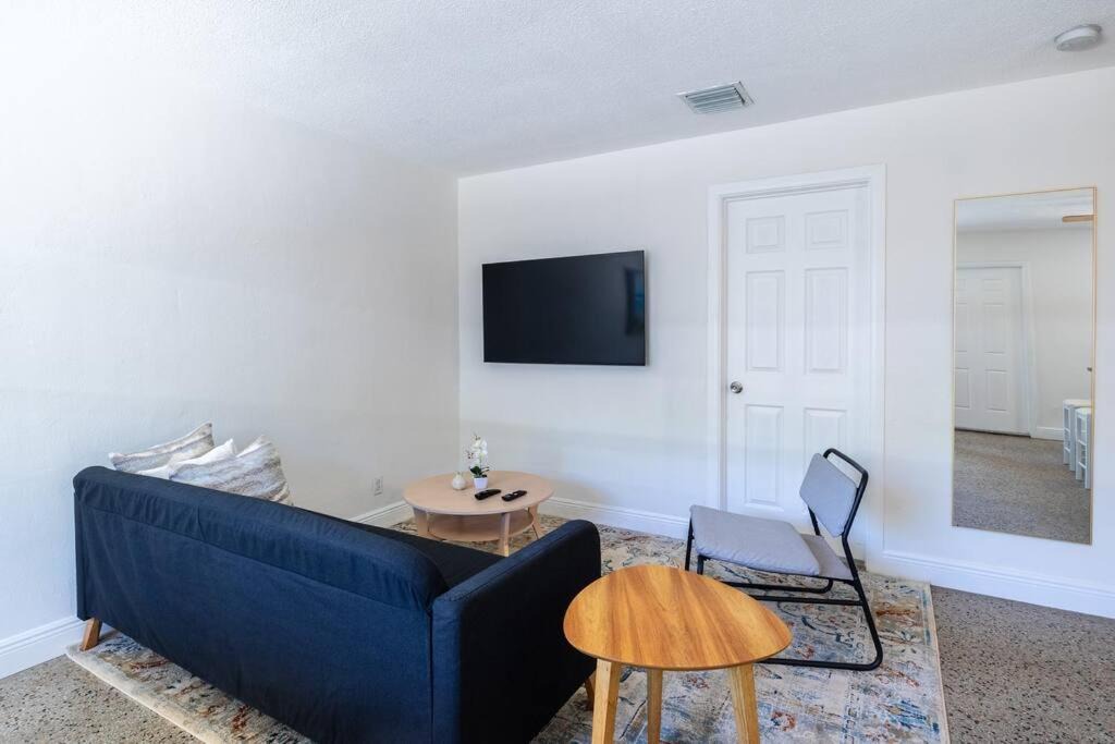 Photo of Livingroom in Riverside Park