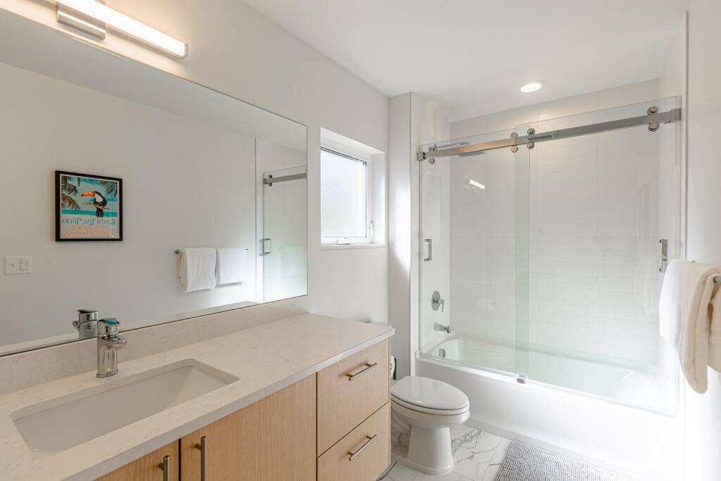Photo of Bathroom in East Queen Anne