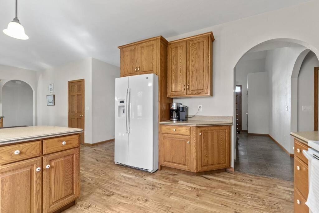 Photo of Kitchen in Black Wolf