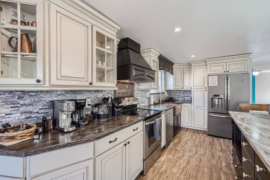 Photo of Kitchen in Trendwood and Frankline Square
