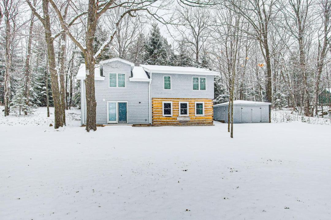 Photo of Buildings in Fish Creek