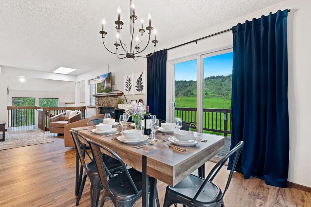 Photo of Livingroom in Fort Collins