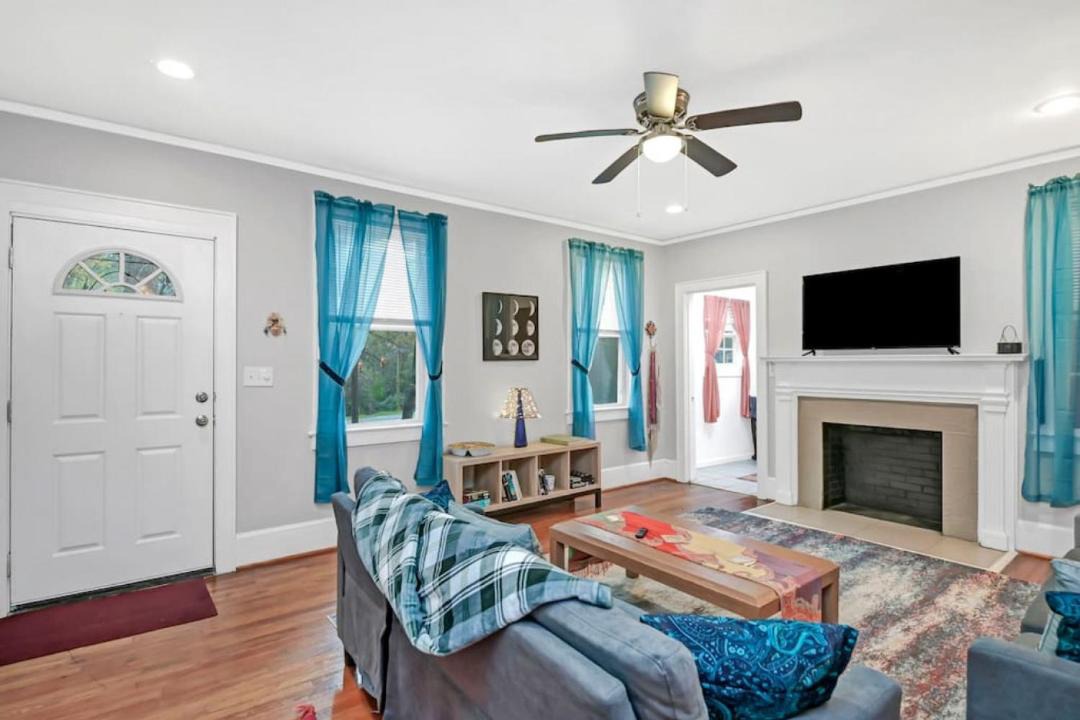Photo of Livingroom in Eau Claire