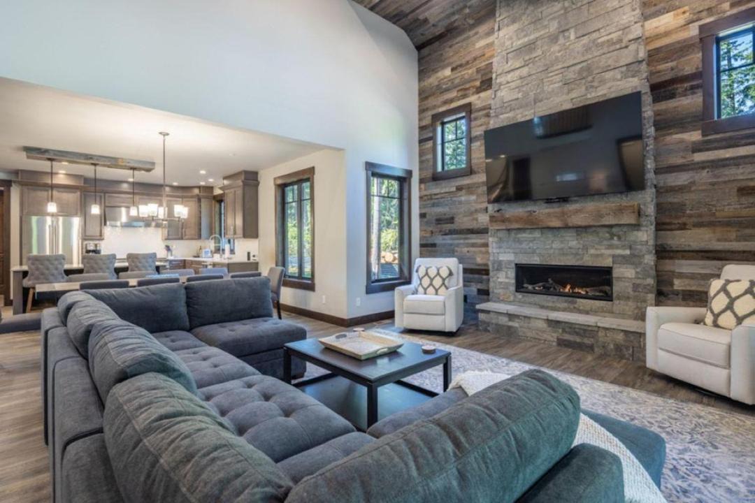 Photo of Livingroom in Cle Elum
