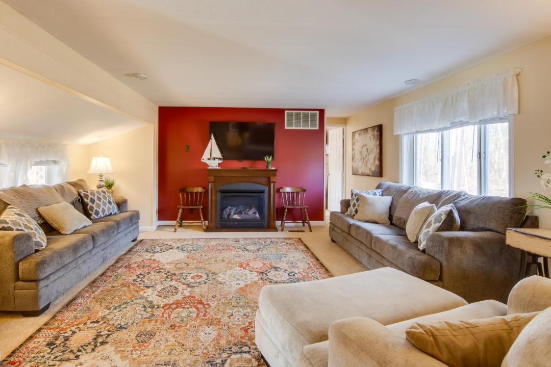 Photo of Livingroom in Mayville