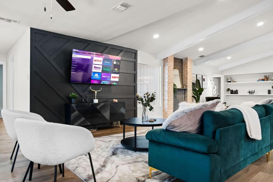Photo of Livingroom in North San Antonio - SAT