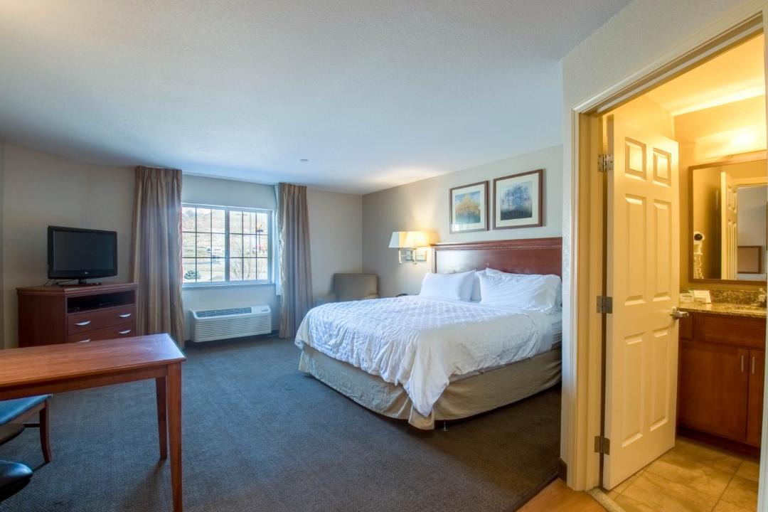 Photo of Bedroom in Parachute