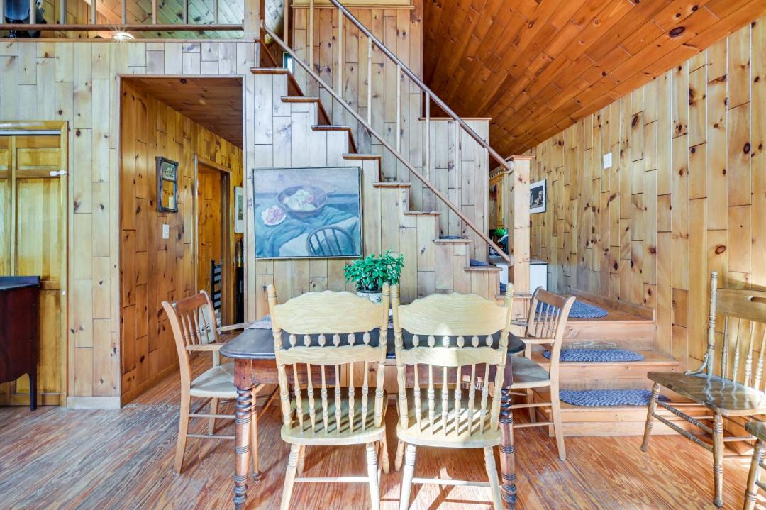 Photo of Livingroom in Great Cacapon